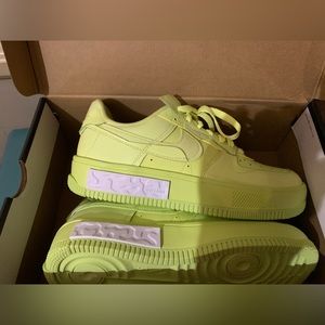 New. Size 9.5. Airforce ones.